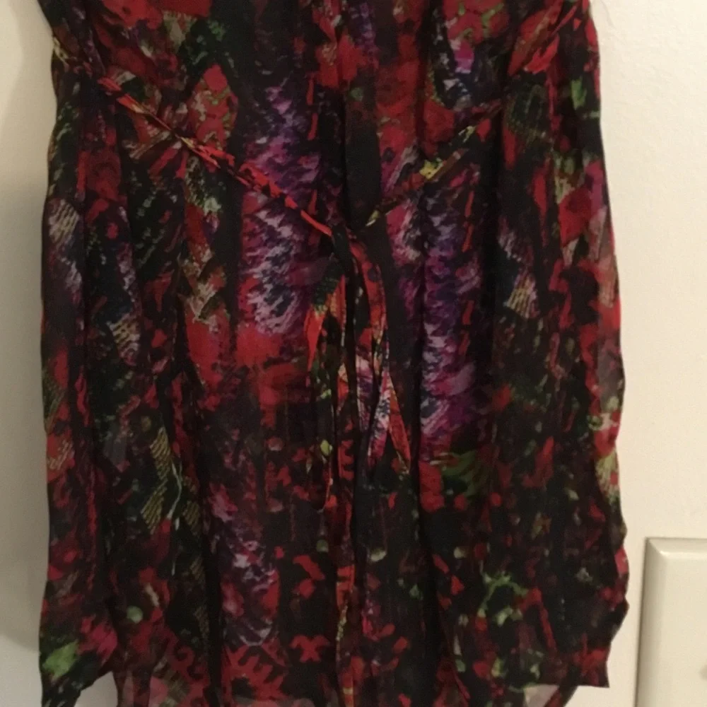 Red sheer tunic - Picture 4 of 4